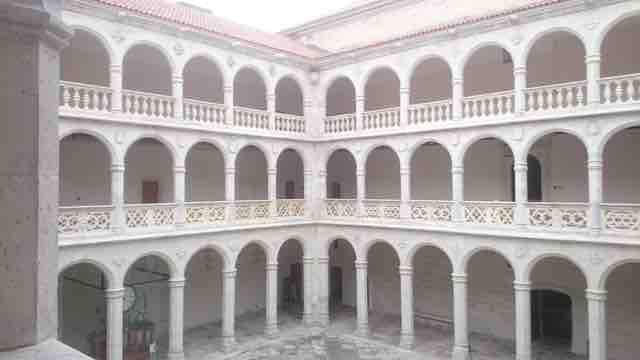 Palacio Santa Cruz